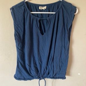 EUC Synergy Organics Top, Size L